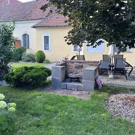 Apartmán Kuria Hurbanovo